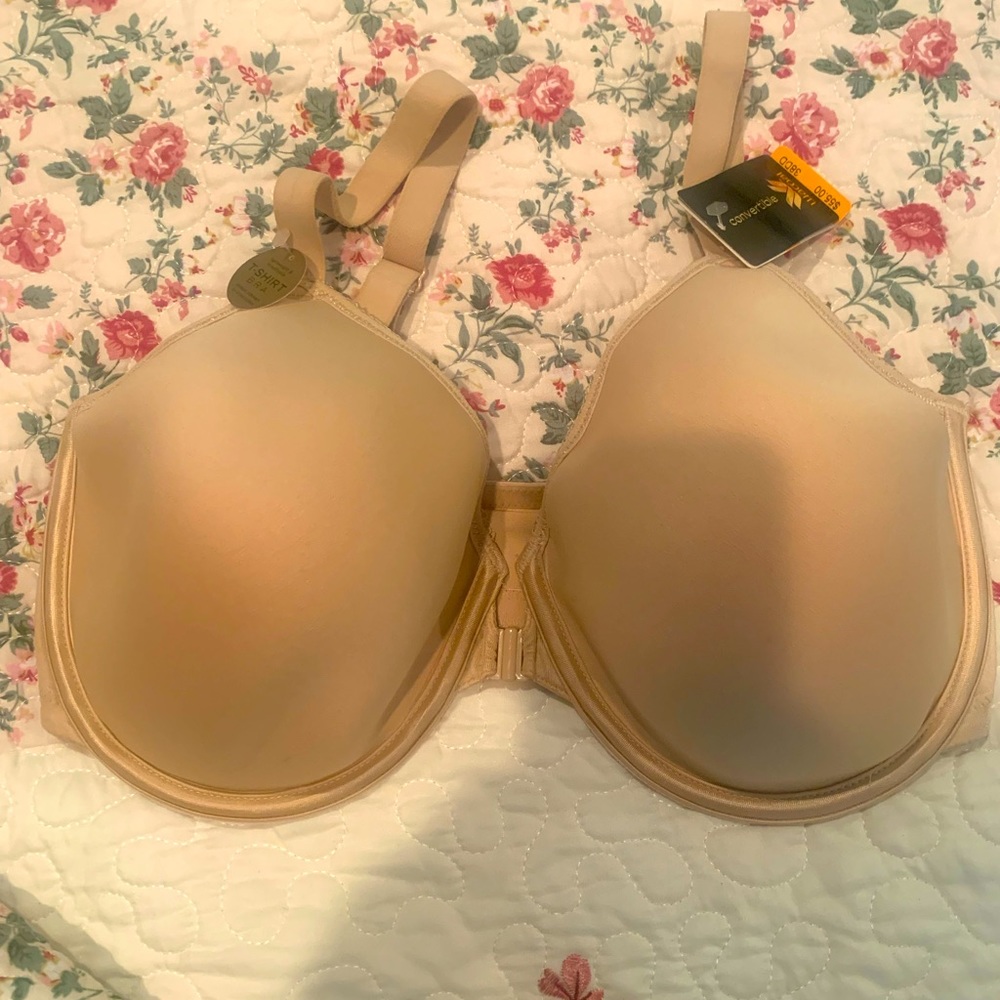 NWT Wacoal front closure bra size 38DD